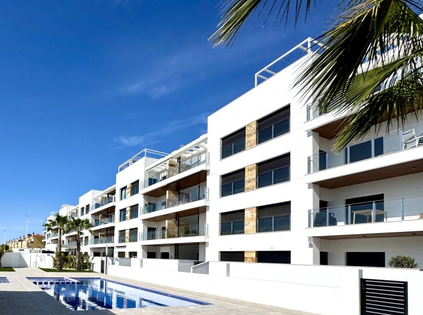Resale - Apartment - Orihuela Costa - La Zenia