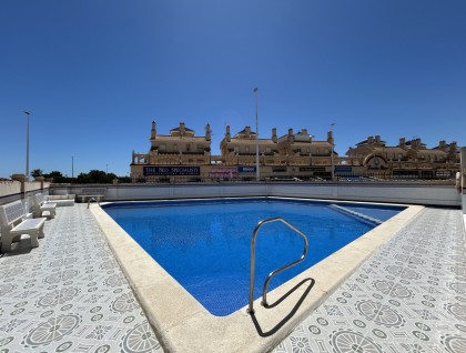 Resale - Apartment - Orihuela Costa - La Zenia