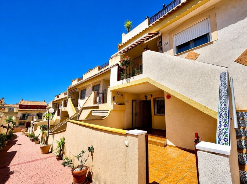 Resale - Apartment - Orihuela Costa - La Zenia