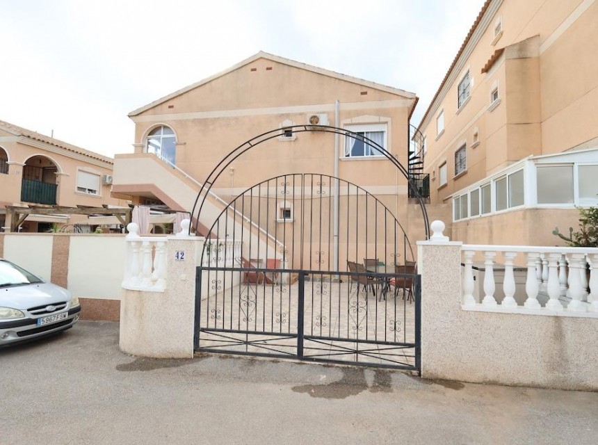 Resale - Apartment - Orihuela Costa - La Zenia