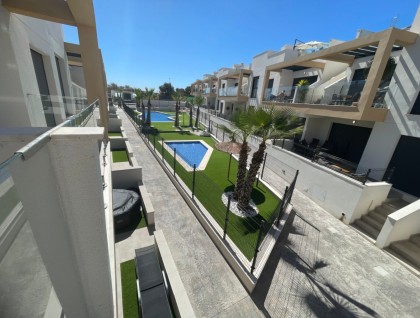 Resale - Apartment - Orihuela Costa - PAU 26