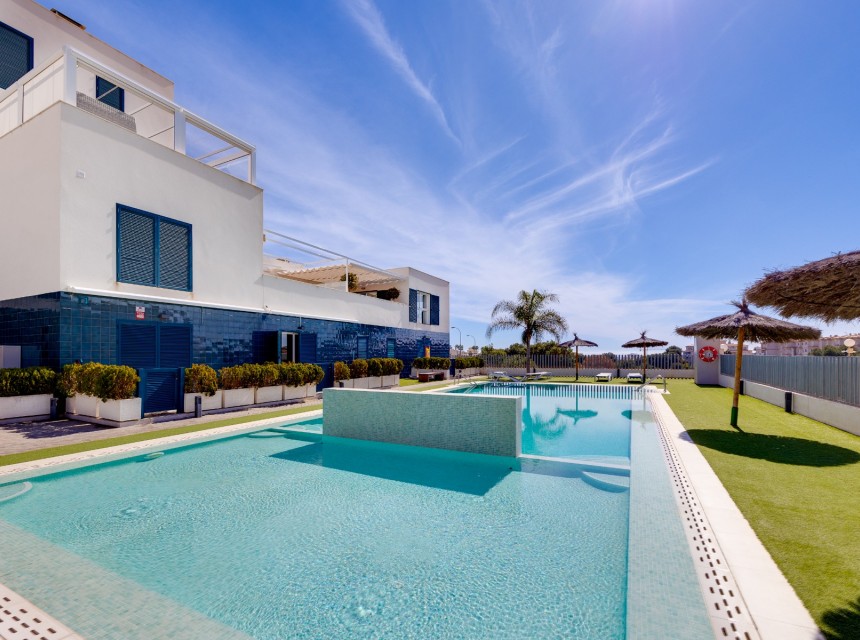 Resale - Apartment - Orihuela Costa - Playa Flamenca