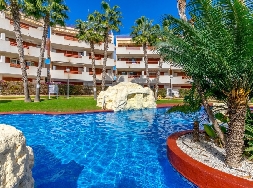 Resale - Apartment - Orihuela Costa - Punta Prima