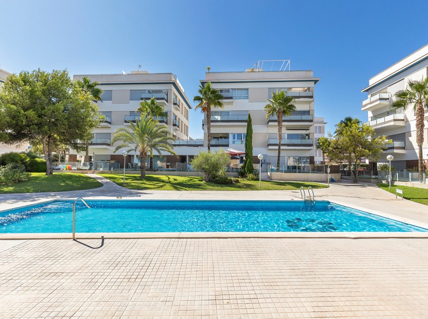 Resale - Apartment - Orihuela Costa - Villamartín-Las Filipinas