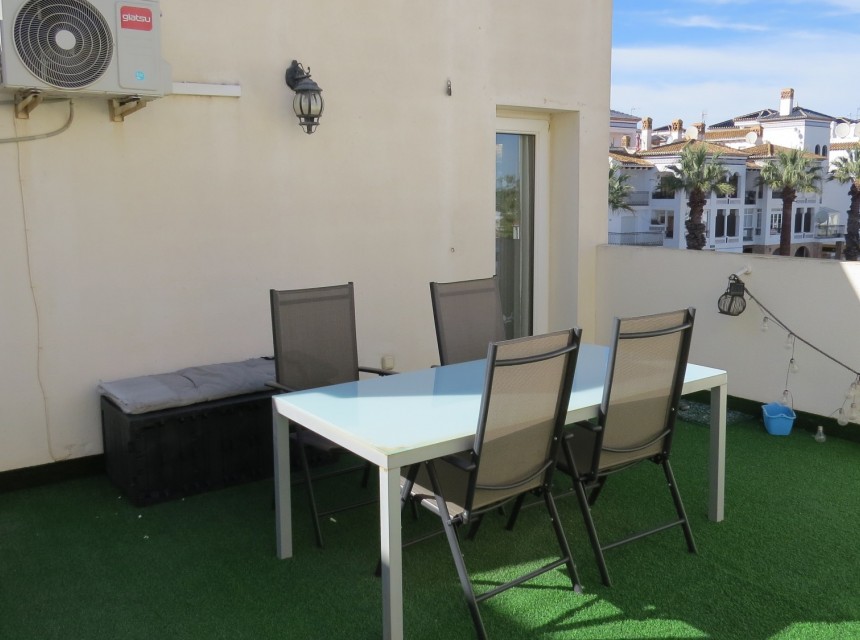 Resale - Apartment - Orihuela Costa - Villamartín