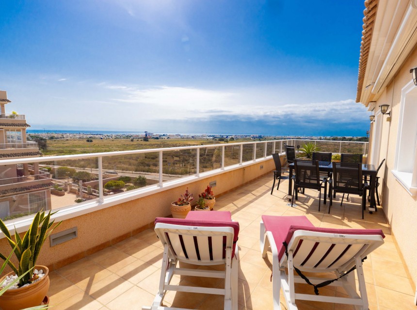 Resale - Apartment - Orihuela Costa - Villamartín