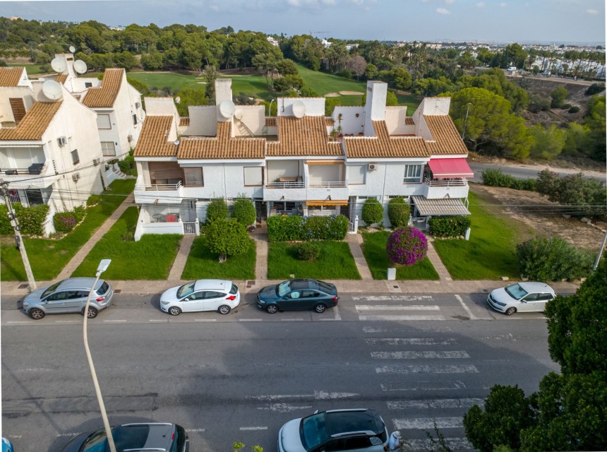 Resale - Apartment - Orihuela Costa - Villamartín