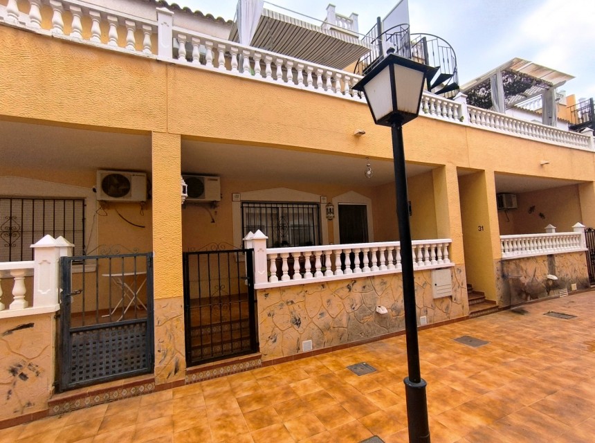 Resale - Apartment - Orihuela - Orihuela Costa