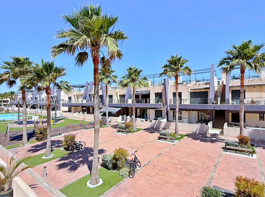Resale - Apartment - Pilar de La Horadada - Torre de la Horadada