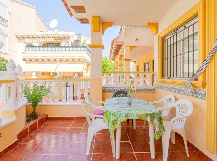 Resale - Apartment - Punta Prima