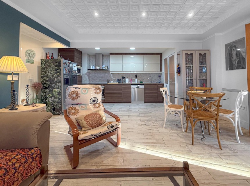 Resale - Apartment - Torrevieja - Acequion