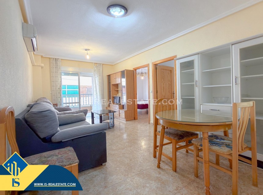 Resale - Apartment - Torrevieja - Acequion