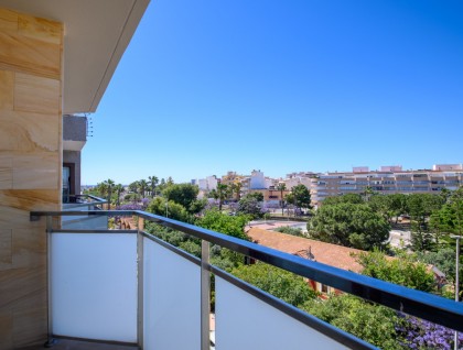 Resale - Apartment - Torrevieja - Acequion