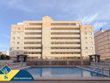 Resale - Apartment - Torrevieja - Aguas Nuevas