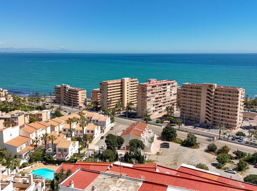 Resale - Apartment - Torrevieja - Cabo cervera