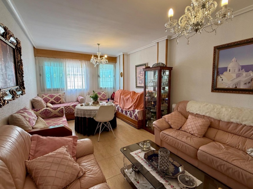 Resale - Apartment - Torrevieja - Centro