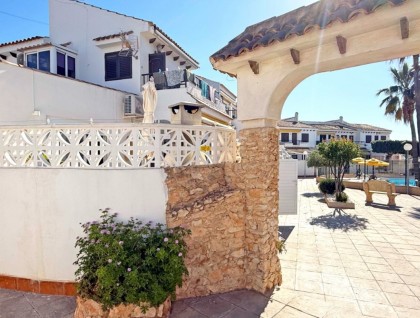 Resale - Apartment - Torrevieja - La Mata