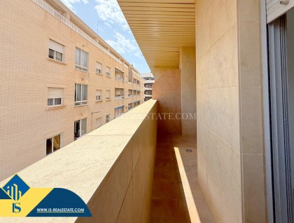 Resale - Apartment - Torrevieja - La Mata
