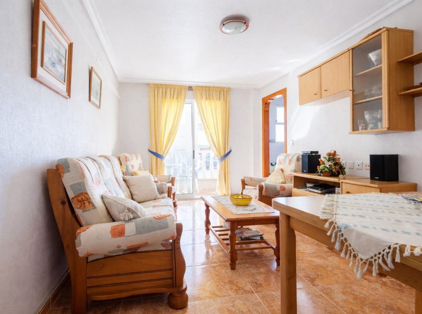 Resale - Apartment - Torrevieja - Parque de Las Naciones