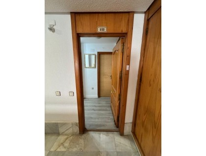 Resale - Apartment - Torrevieja - Playa de Los Locos-Curva del Palangre