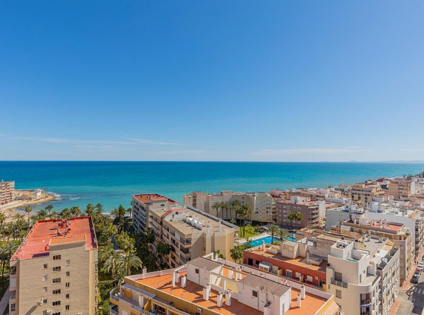 Resale - Apartment - Torrevieja - Playa de los locos