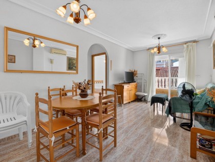Resale - Apartment - Torrevieja - Playa de los locos