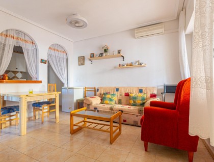 Resale - Apartment - Torrevieja - Playa de los Naufragos