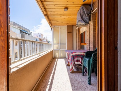 Resale - Apartment - Torrevieja - Playa de los Naufragos