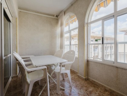 Resale - Apartment - Torrevieja - Playa de los Naufragos