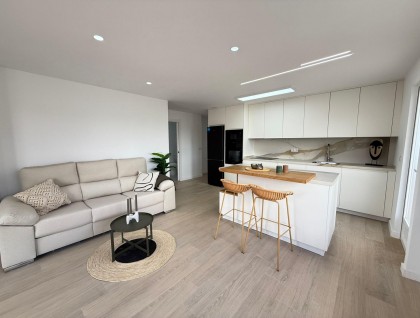 Resale - Apartment - Torrevieja - Playa de los Naufragos