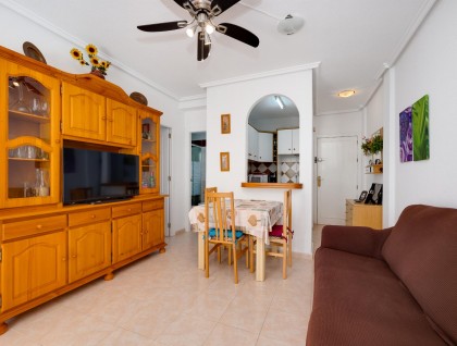 Resale - Apartment - Torrevieja - Playa de los Naufragos