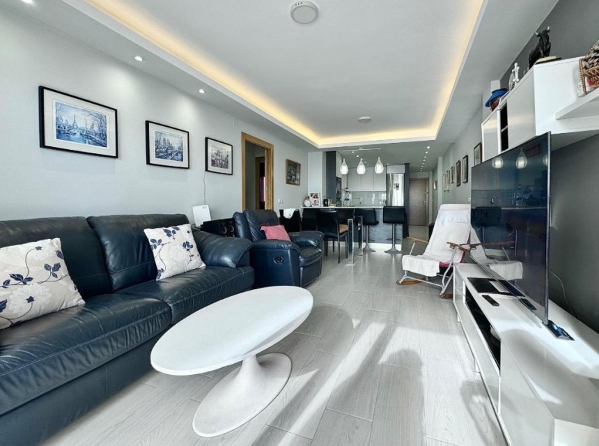 Resale - Apartment - Torrevieja - Playa del cura