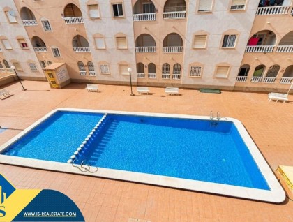 Resale - Apartment - Torrevieja - Playa del cura