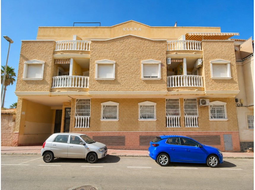 Resale - Apartment - Torrevieja - Playa del cura