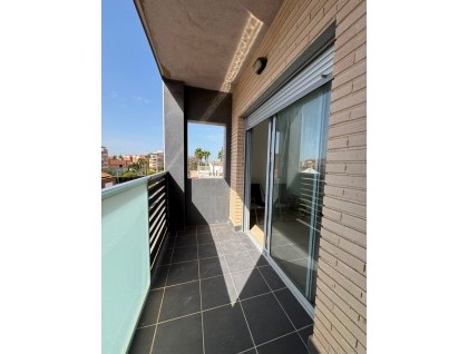 Resale - Apartment - Torrevieja - Puerto
