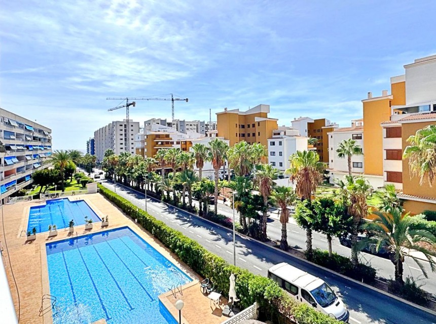 Resale - Apartment - Torrevieja - Rocio del Mar