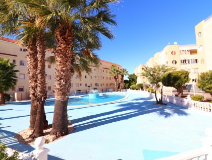 Resale - Apartment - Torrevieja - San Luis