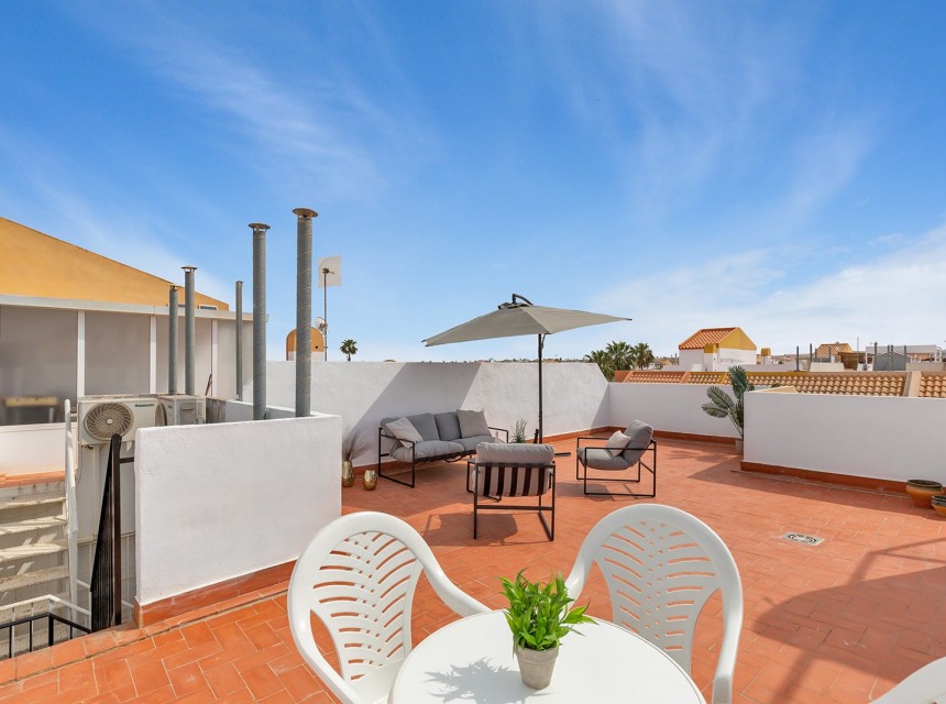 Resale - Apartment - Torrevieja - Torretas