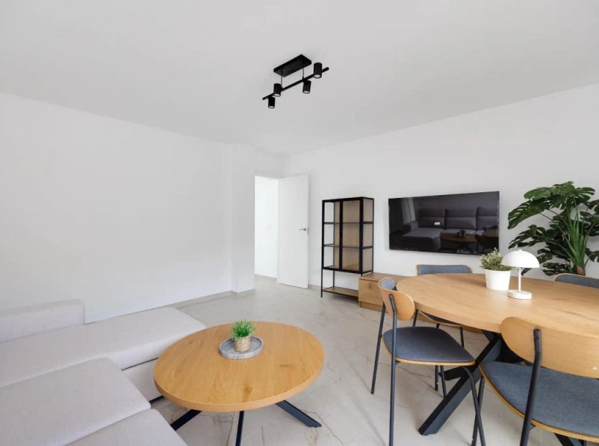 Resale - Apartment - Torrevieja - Torrevieja C