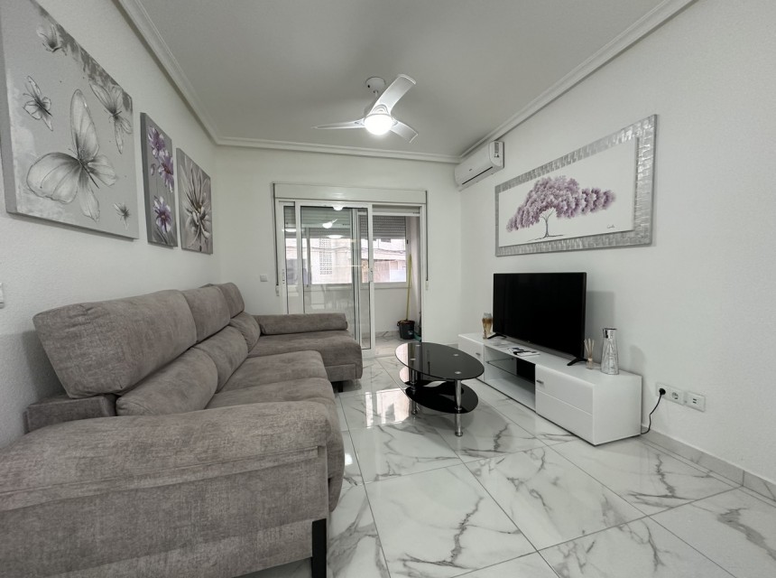 Resale - Apartment - Torrevieja