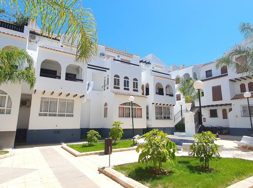 Resale - Apartment - Torrevieja