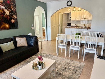 Resale - Apartment - Villamartín - La Andaluza