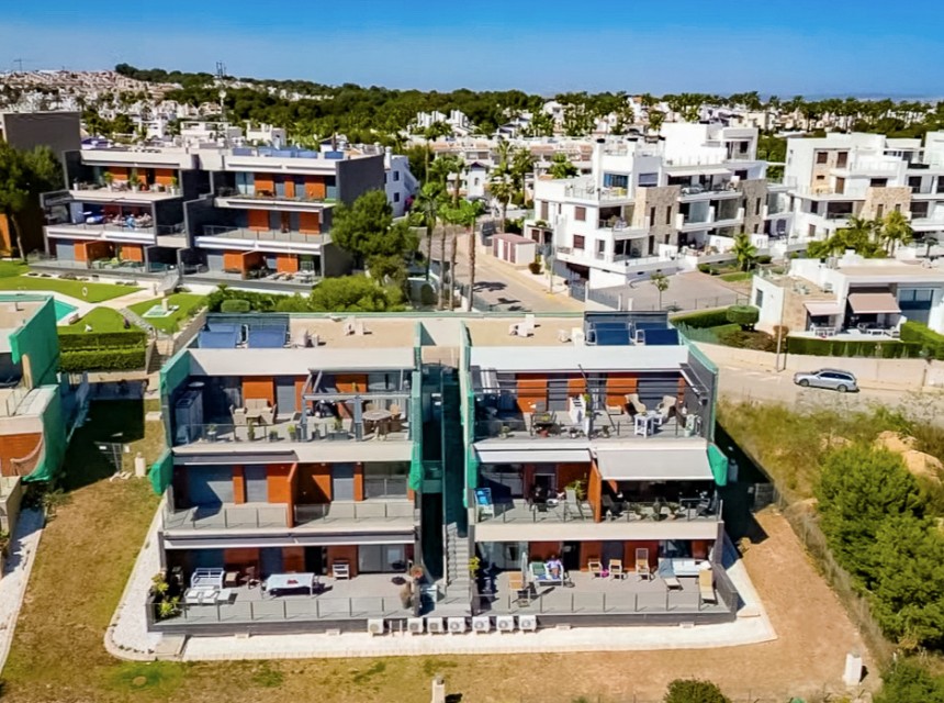 Resale - Apartment - Villamartín - Villacosta