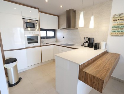 Resale - Bungalow - Guardamar - El Raso