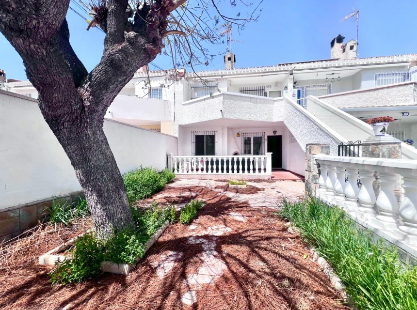 Resale - Bungalow - Orihuela Costa - La Regia