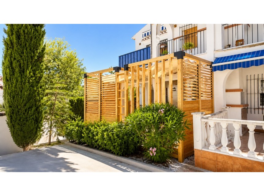 Resale - Bungalow - Torrevieja