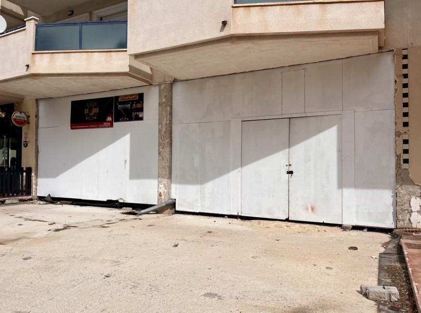 Resale - Business premises - Orihuela Costa - La Zenia