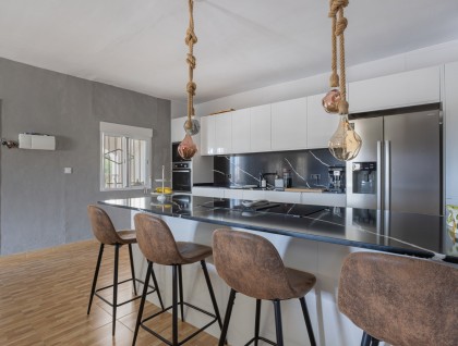 Resale - Finca - Albatera