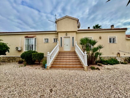 Resale - Finca - Catral