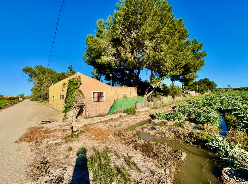 Resale - Finca - Guardamar